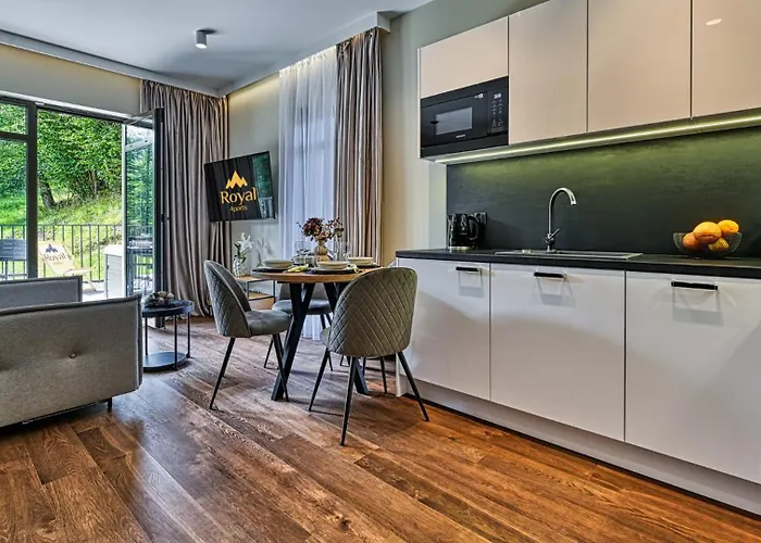 Appartement Z Prywatnym Jacuzzi Orlik Vip - Blisko Wyciagu I Wang By Royal Aparts Karpacz